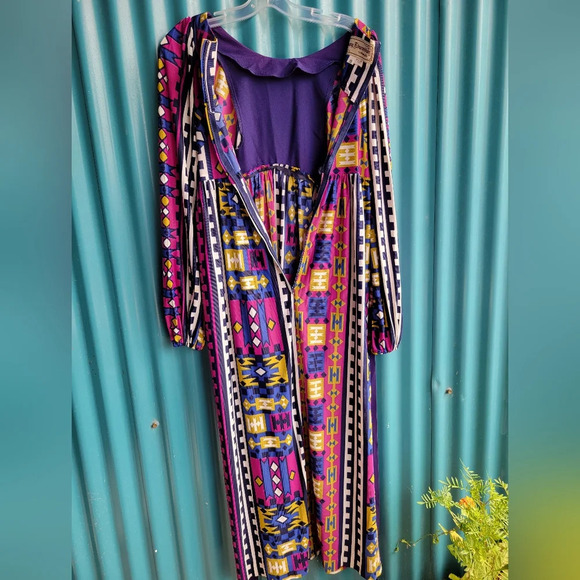 Vintage  Young Edwardian by Arpeja purple mosaic 70s party dress size 9 - Picture 10 of 10